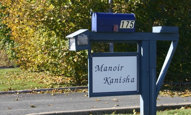 ressources-edifices-buildings-mk sign-fall